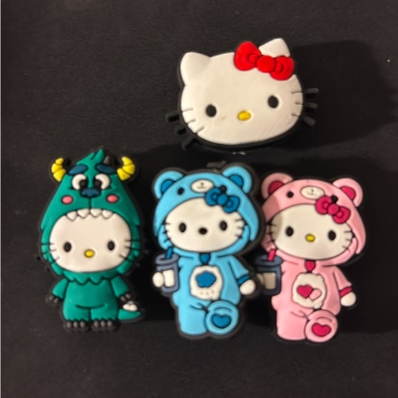 4 Hello Kitty Croc Charms - Picture 1 of 1
